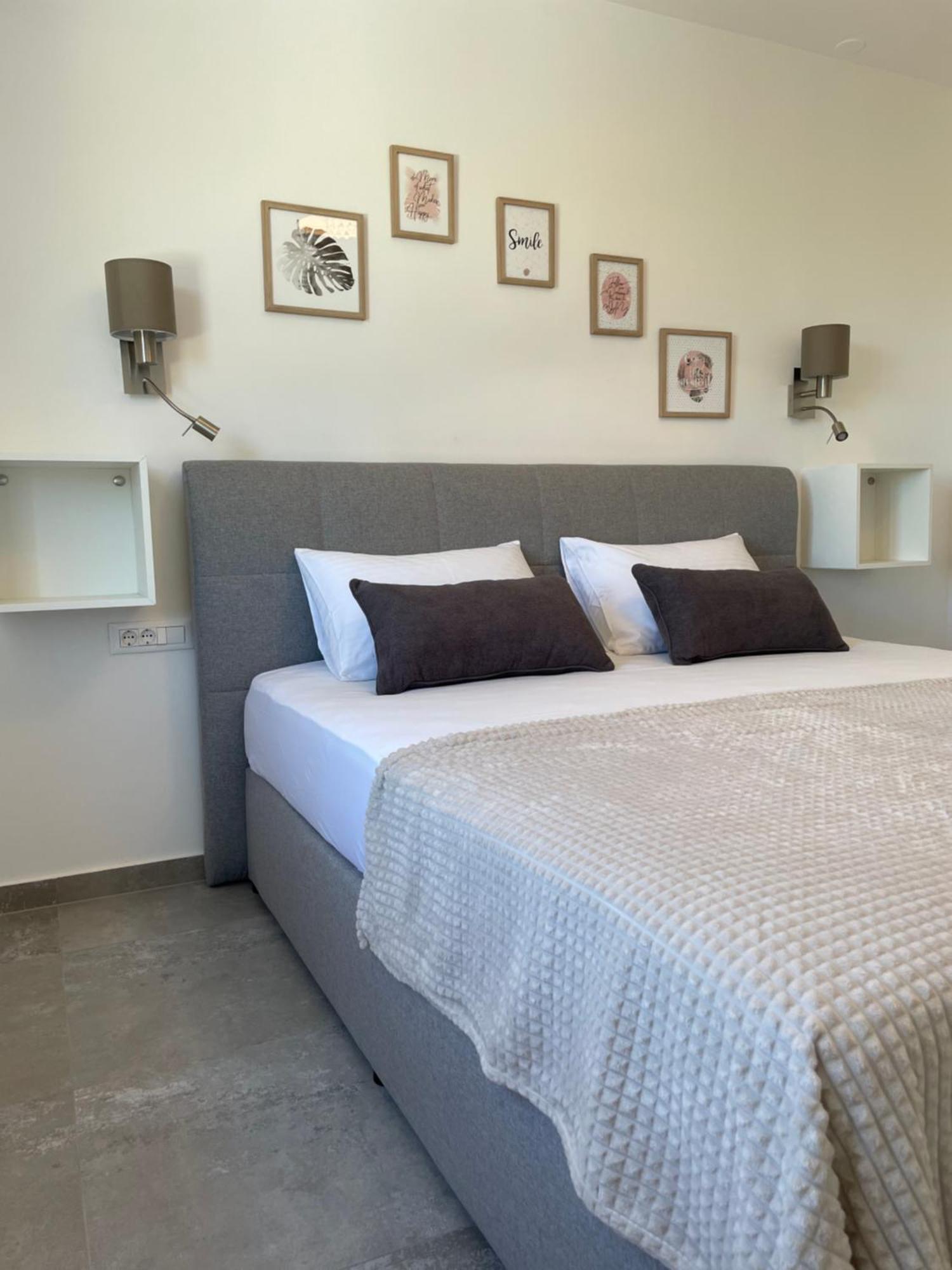 Sandra Apartments Makarská Exteriér fotografie